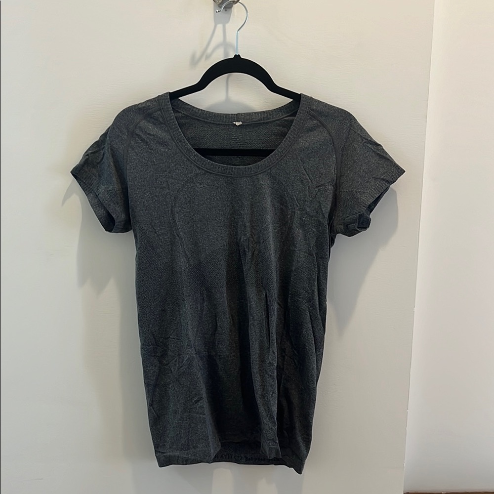 Lululemon Grey shirt